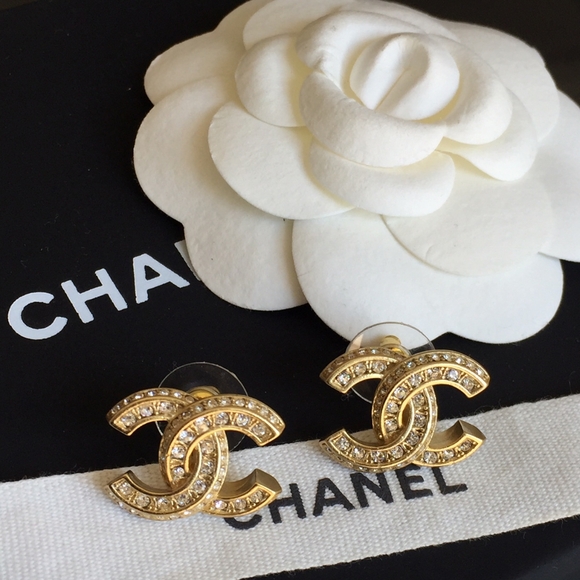 Vintage Authentic Chanel Earrings - Picture 4 of 5